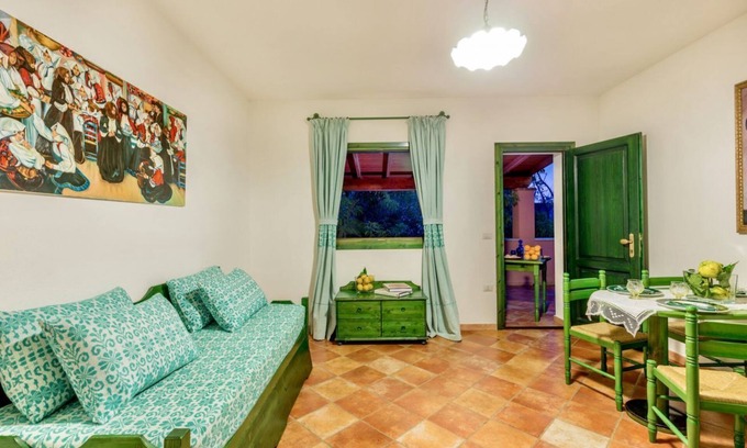 Orosei House | Sos Alinos Studio Apartment 2 beds