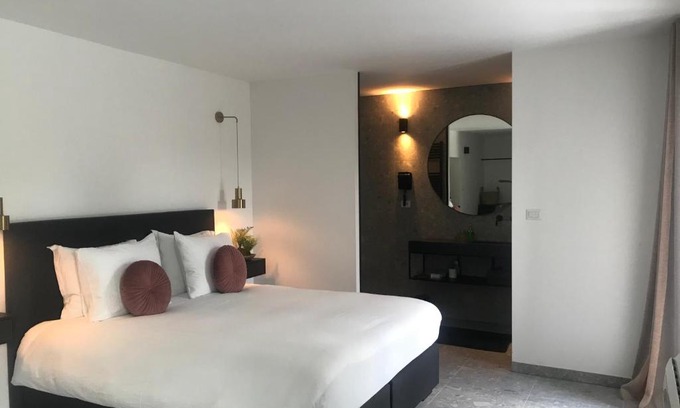 Montegrosso dʼAsti Bed & Breakfast | Sotto La Vigna Charm Stay Adult only vacation Balcony suite