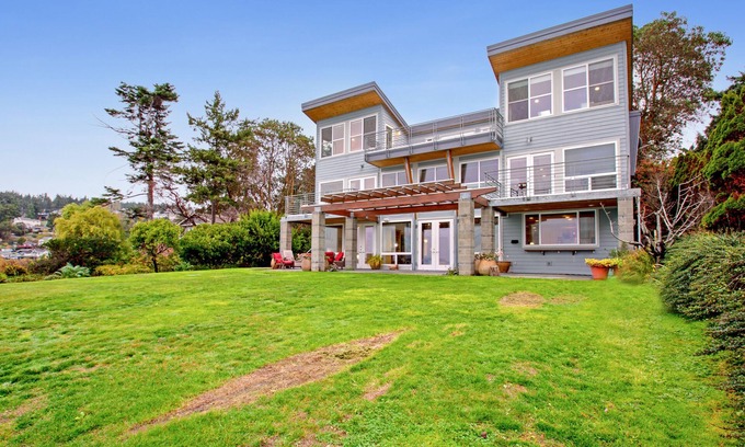 Camano Island House | Soundfront home with water views, patio/deck, firepit, grill, fireplace, & WiFi