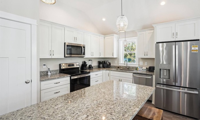 Currituck County House | Soundside, Pool, grill