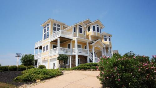 Corolla House | Soundside, Priv Pool, H Tub, Media Rm, Sound Views, CC194, Joy At a Glance