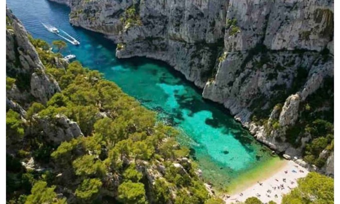 Vins-sur-Caramy Apartment | Sous le Balcon de Mimishe , en Provence Verte, var