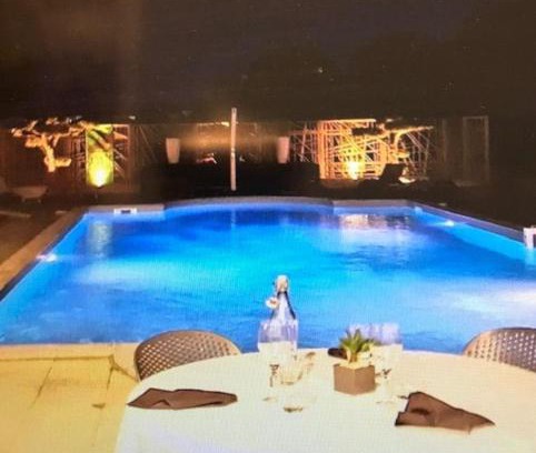 ViaRhona Hotel | Sous Les Pins