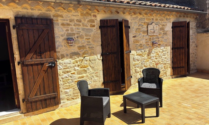 Saint-Sauveur-de-Cruzieres Apartment | South Ardèche apartment in quiet hamlet with parking, pets not allowed