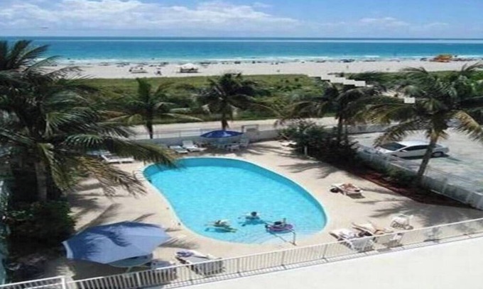 Flamingo/Lummus Apartment | South Beach Ocean View/King Bed/Free Beach Service