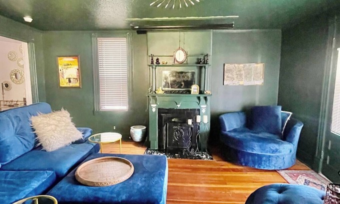 Wilder Park Apartment | Southern Parkway Retreat Near Attractions & Dining