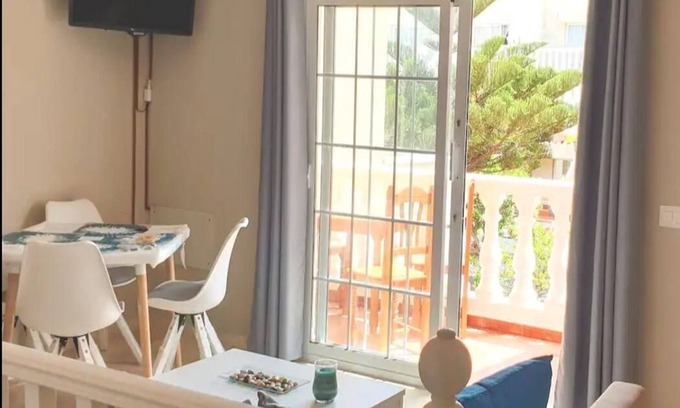 Caleta de Fuste Apartment | Spacious 2 bedroom duplex apartment in central Caleta de Fuste