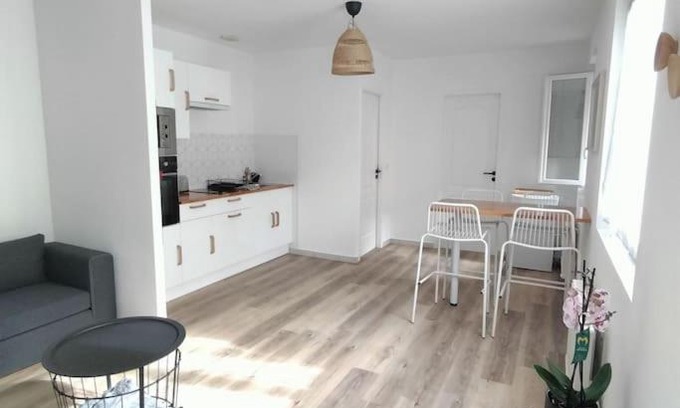 Clermont-Ferrand Apartment | Spacieux studio dans résidence avec parking privé