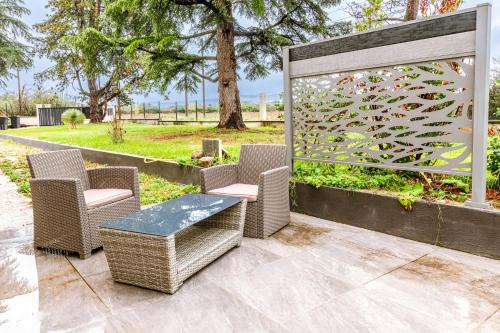 Decines-Charpieu Apartment | Spacieux T3 Grand Large