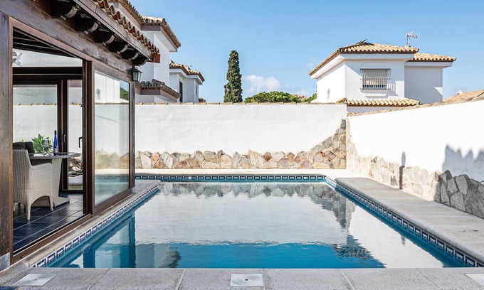 Poblado de Sancti Petri Villa | Spacious villa near the beach in Chiclana de la Frontera