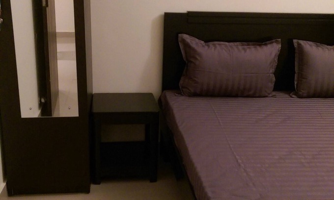 Bommanahalli Apartment | Spacious 1 Bhk With A Cozy Ambience