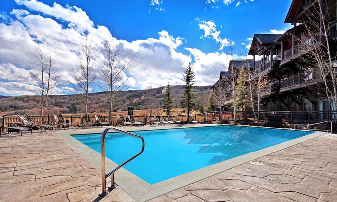 Avon Condo | Spacious 1Br Ski in/Ski Out the Top of Bachelor Gulch! by RedAwning