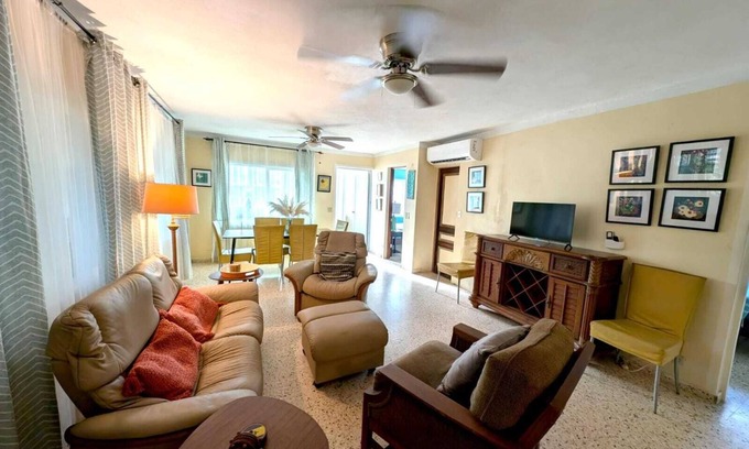 Esperanza Apartment | Spacious 2 Bedroom in Esperanza