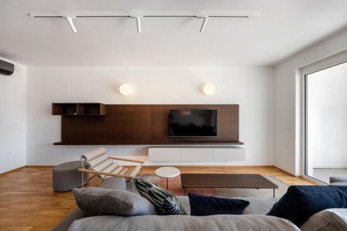 Ljubljana City Centre Apartment | Spacious 2-bedroom Residence With A Terrace In Central Ljubljana