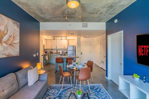 Evans Churchill Apartment | Spacious 2BD Urban Oasis Pool Gym Free Parking
