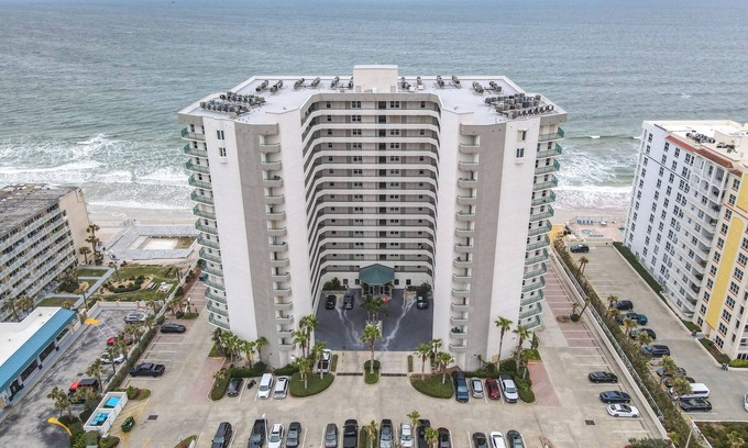 Daytona Beach Shores Condo | Spacious 3-bedroom oceanfront condo in charming Daytona Beach Shores.