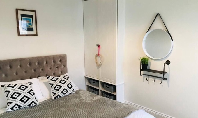 Lowestoft House | Spacious 3 bedroom house close to the beach