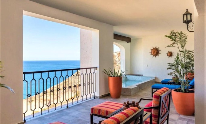 Cabo Bello Apartment | Spacious 3 Bedroom with Plunge Pool in Cabo
