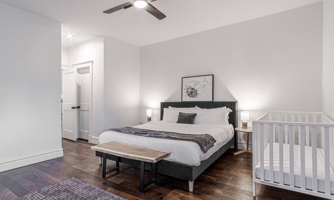 Downtown St. Louis Apartment | Spacious 3BR Home | Games + Yard | Near Downtown