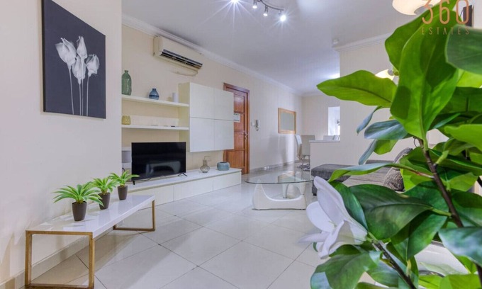 Sliema Apartment | Spacious 3BR home with private Terrace in Sliema