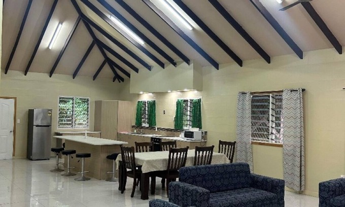 Apia House | Spacious 4-bedroom house in Tiapapata Heights overlooking a beautiful forest