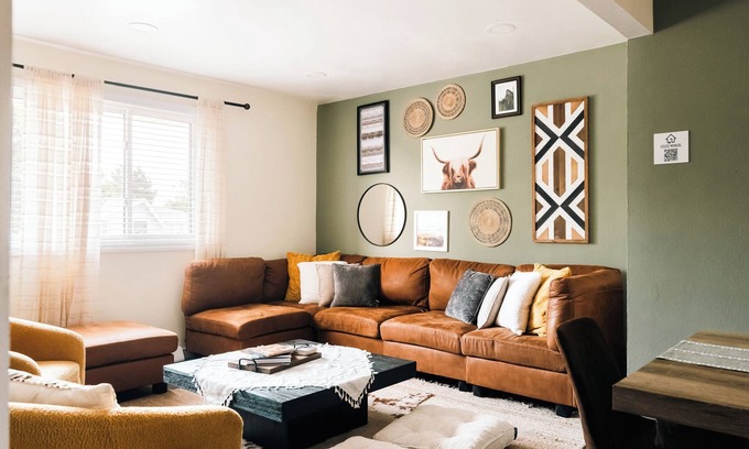 Lamar Heights Area House | Spacious 4-bedroom National Park themed house with gym and hot tub in Arvada