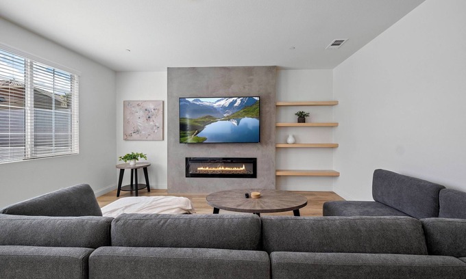 Victorville House | Spacious 4-bedroom house in serene Victorville with WiFi, AC