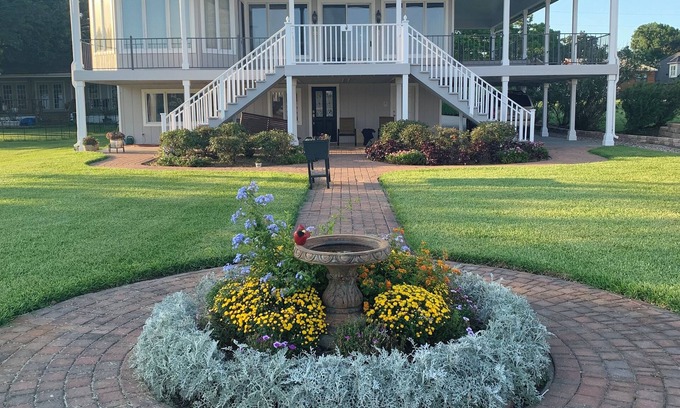 Montgomery House | Spacious 4-BR, 3-bath, Lake Conroe waterfront home, Tri toon rental available.