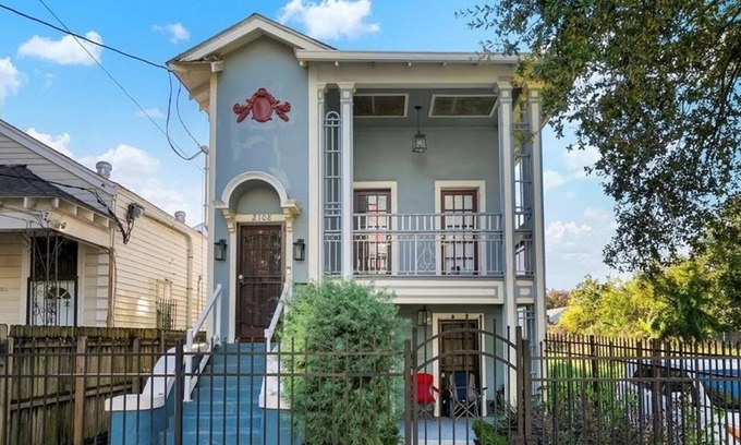 Milan Apartment | Spacious 4BR Retreat · Comfort & Style Unit 2