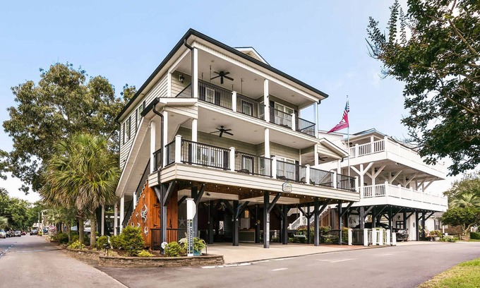 Surfside Beach House | Spacious 4BR w/Loft | Lake View + Deck + More | Site MH191a