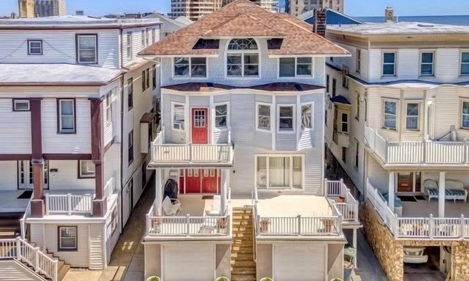 Atlantic City House | Spacious 5-bd Beach House with amazing Ocean View in enjoyable Atlantic City