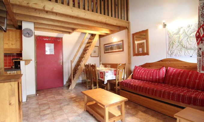 Val Cenis Apartment | Spacious 6-Person Apartment at the Foot of the Slopes in Val Cenis