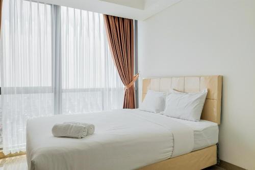 Tangerang Apartment | Spacious and Homey 3BR at Hillcrest House Apartment By Travelio