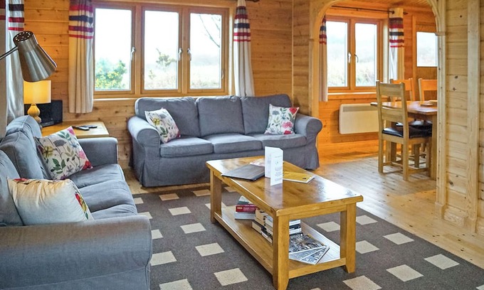 Carnmenellis Ski Chalet | Spacious and luxurious lodge.