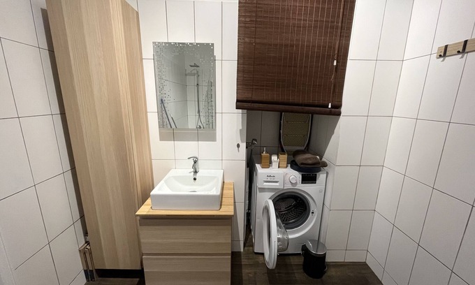 19th Arrondissement Apartment | Spacious and practical apartment 8p Paris near the center