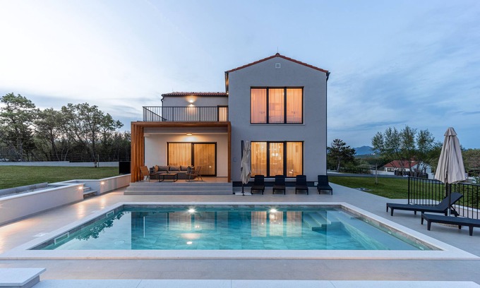 Salakovci Villa | Spacious and relaxing villa with private pool