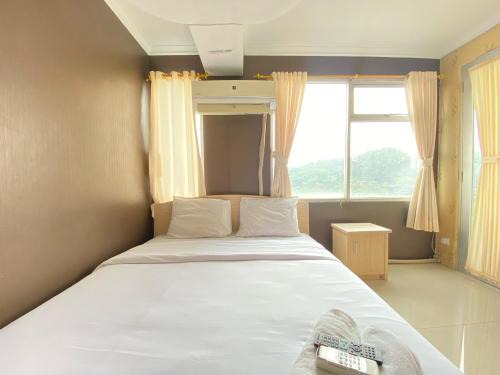 Cipaganti Apartment | Spacious and Serene Studio Room Apartment at Jarrdin Cihampelas By Travelio