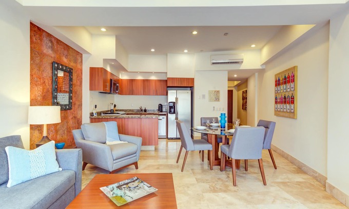Emiliano Zapata Condo | Spacious and well-appointed Zona Romantica Condo, Pool, Rivera Molino