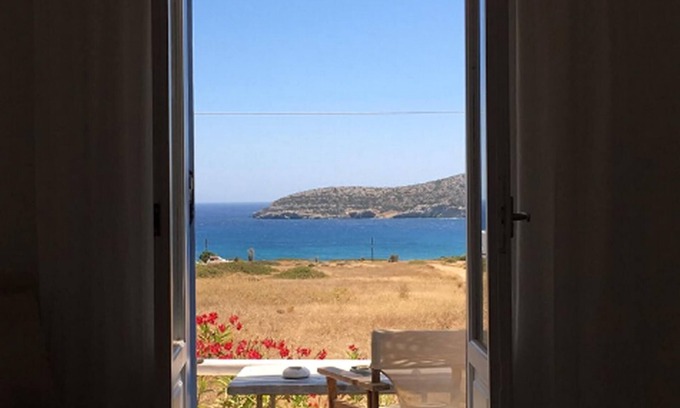 Antiparos Villa | Spacious Antiparos Apartment | 2 Bedrooms | Apartment Mon Cala | Amazing Sea.