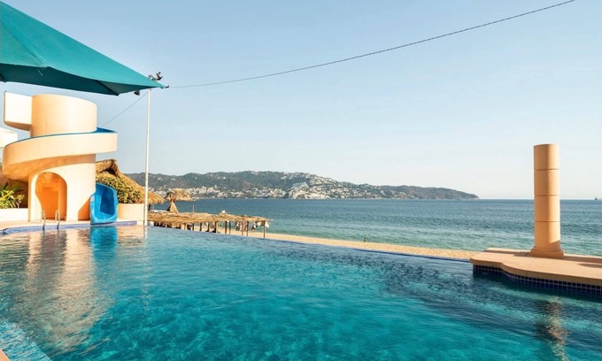Costera Acapulco Apartment | Spacious apartment right on the beach.