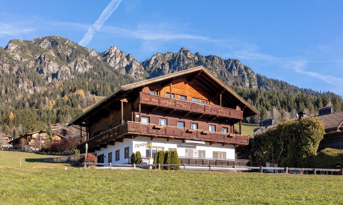 Alpbach Apartment | Spacious apartment close to the centre