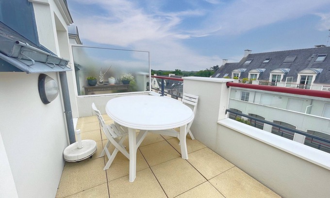 Sarzeau Apartment | Spacious apartment for 6 people with balcony, Sarzeau