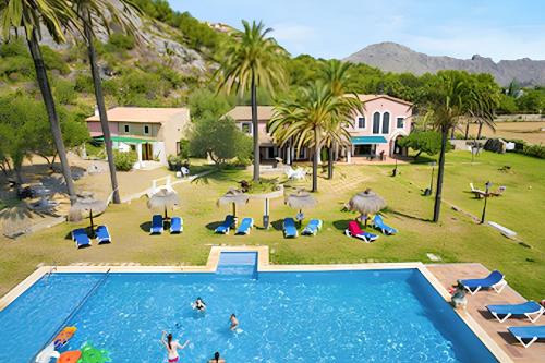 Urbanitzacio Gotmar Apartment | Spacious Apartment in Pollença with Mountain View
