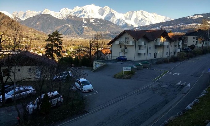 Sallanches Apartment | Spacious Apartment in Sallanches near Ski Area