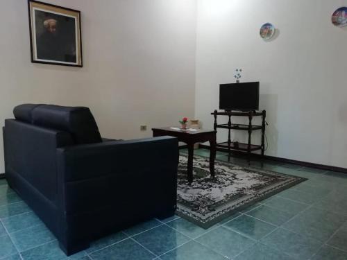 Lambare Apartment | Spacious apartment on the second floor