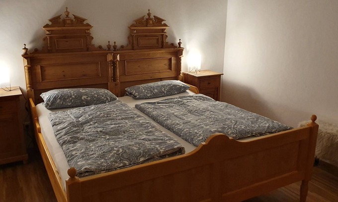 Geltendorf Apartment | spacious apartment with balcony near Ammersee for 2 to 8 people