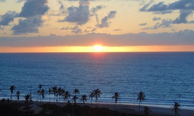 Patamares Apartment | Spacious bedroom and living room apartment, close to the beach and beautiful sea views