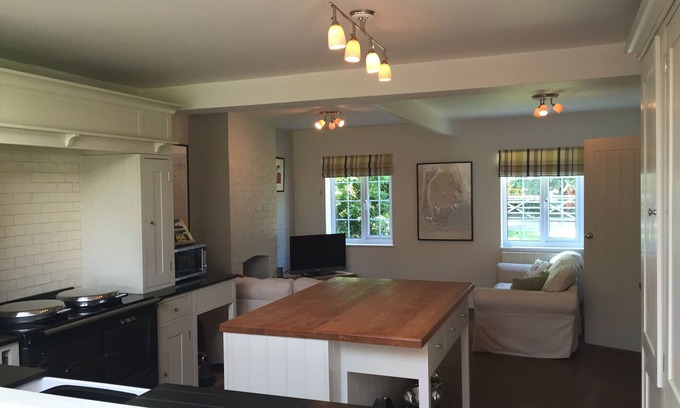 Cheddar Cottage | Spacious, comfortable cottage for families exploring Somerset