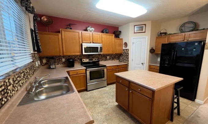 Roselawn Finance Condo | Spacious Condo in Cincinnati