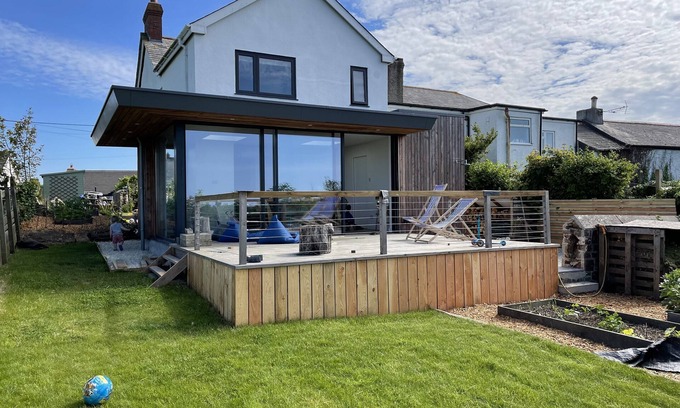 Marhamchurch House | Spacious Cornish Cottage with a Modern Twist, Near Bude, Short Drive to Beach